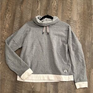 UNDER ARMOUR SWEATSHIRT
